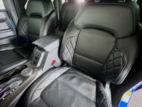 Used 2023 Ford Bronco Outer Banks image 21