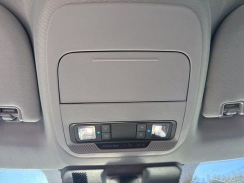 New 2025 Ford F150 Lightning XLT image 18