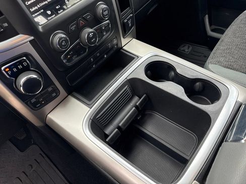 Used 2018 RAM 1500 Big Horn AWD/4WD image 36