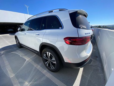 Used 2026 Mercedes-Benz GLB 250 image 5