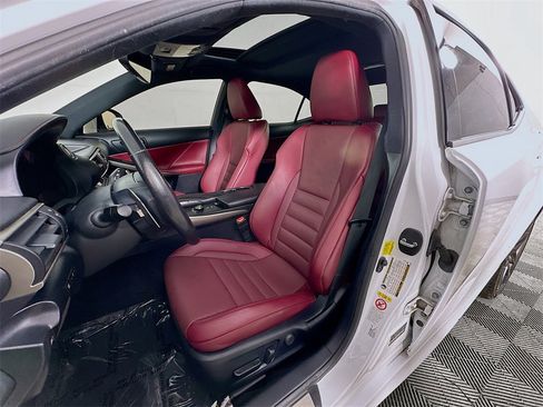 Used 2019 Lexus IS 350 image 25