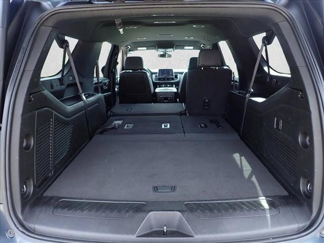 Used 2021 Chevrolet Suburban LT AWD/4WD image 9