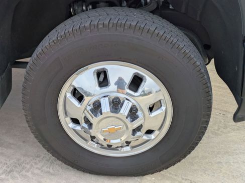 Used 2025 Chevrolet Silverado 3500 High Country w/ High Country Premium Package image 28