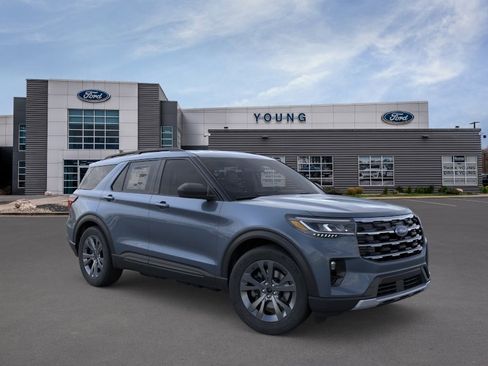 New 2026 Ford Explorer Active image 7