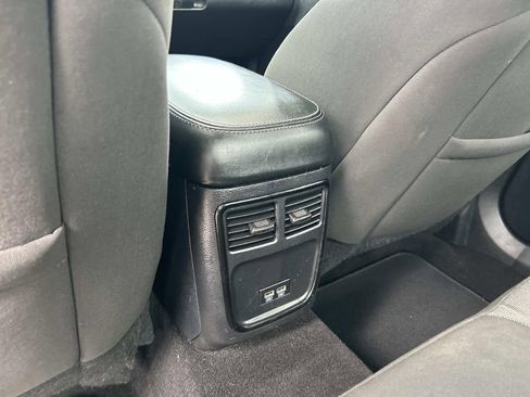 Used 2021 Dodge Charger SXT w/ Blacktop Package image 17