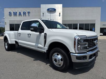 New 2025 Ford F350 Lariat w/ Lariat Ultimate Package