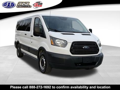 Used 2017 Ford Transit 150 XL image 1