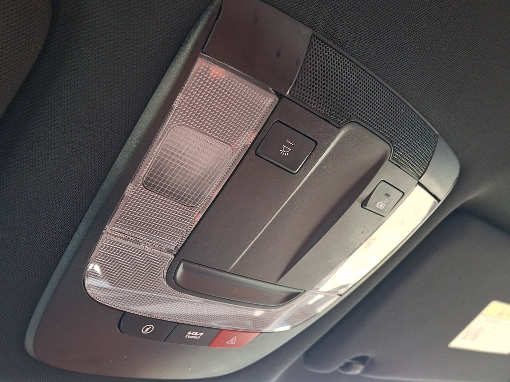 Used 2024 Kia K5 GT-Line w/ GT-Line Premium Package FWD image 34