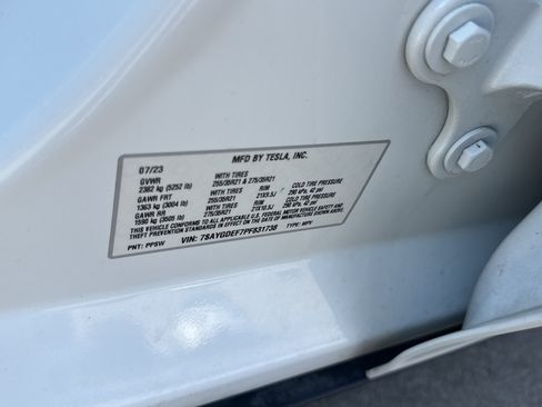 Used 2023 Tesla Model Y Long Range AWD/4WD image 6