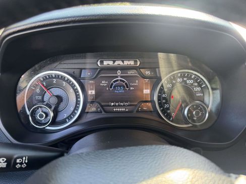 Used 2022 RAM 1500 Big Horn AWD/4WD image 31