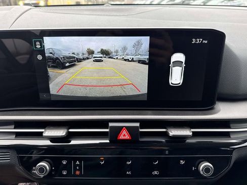 New 2026 Kia Sportage LX FWD image 29