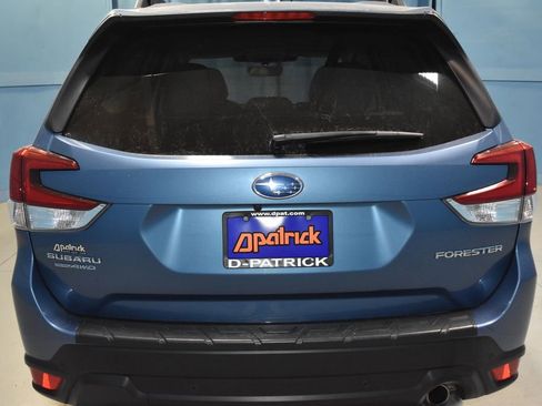 Used 2023 Subaru Forester Limited image 28