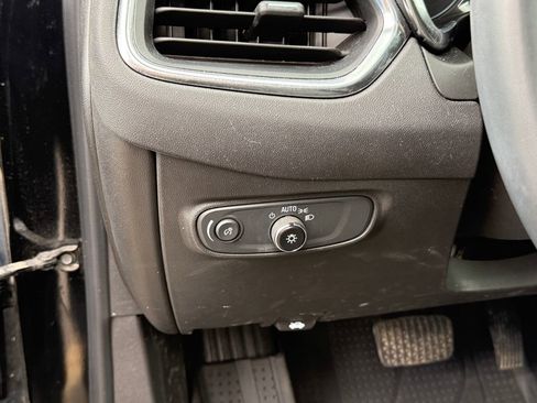 Certified 2024 Chevrolet Equinox LT w/ LPO, Floor Liner Package image 15