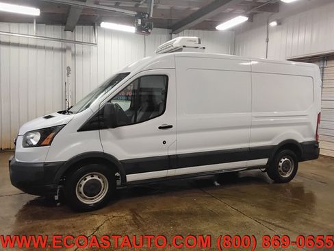 Used 2017 Ford Transit 250 148 Medium Roof RWD image 5
