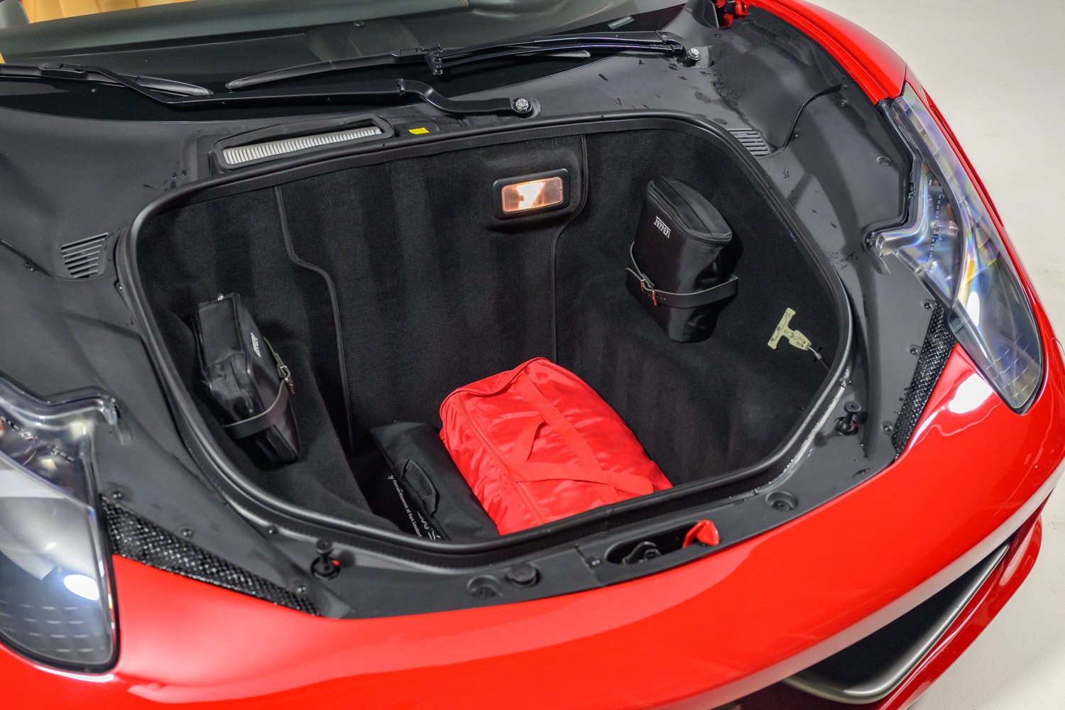 Used 2013 Ferrari 458 Spider RWD image 60