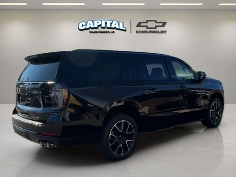 Used 2026 Chevrolet Suburban RST w/ Comfort Package image 5