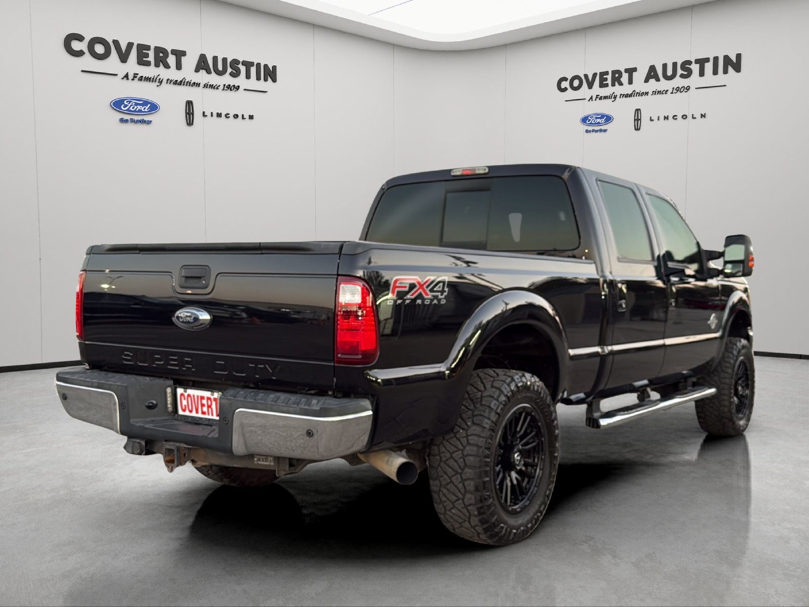 Used 2016 Ford F250 Lariat w/ Lariat Ultimate Package AWD/4WD image 5