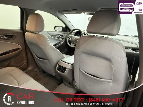 Used 2021 Chevrolet Malibu LT image 43