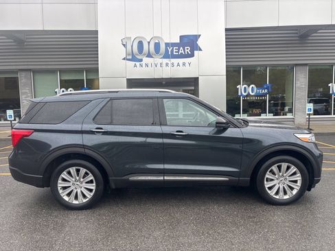 Certified 2023 Ford Explorer Limited w/ Limited Technology Package AWD/4WD image 2