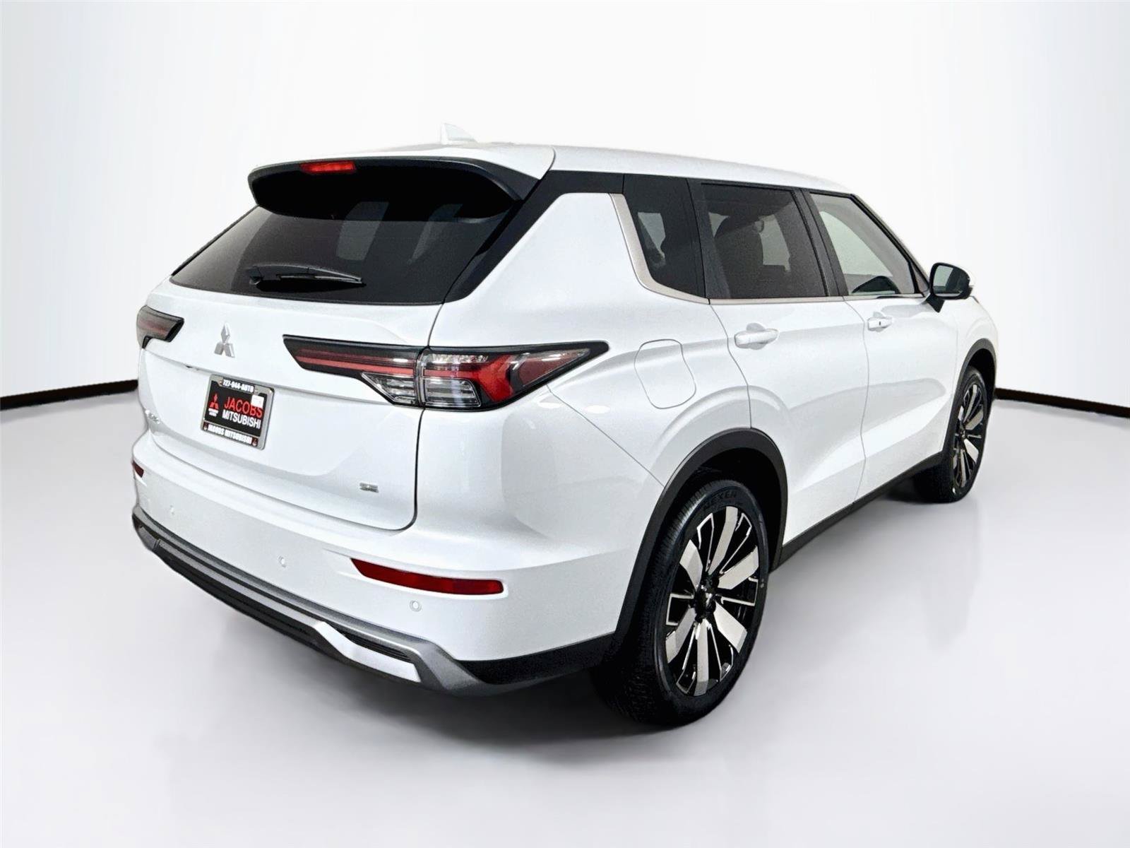New 2026 Mitsubishi Outlander SE FWD image 30
