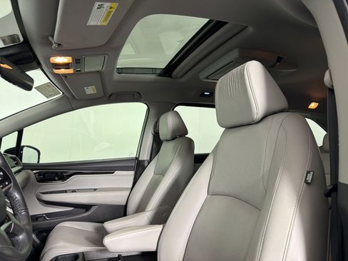 Used 2020 Honda Odyssey Elite image 13