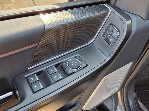 Used 2025 Ford F150 Raptor AWD/4WD image 25