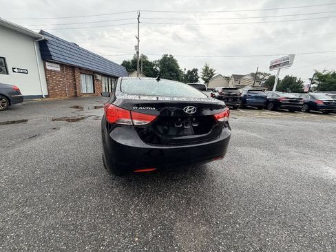 Used 2012 Hyundai Elantra GLS w/ Preferred Pkg 3 FWD image 35