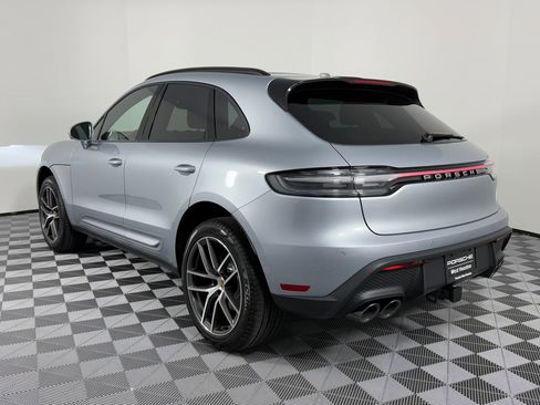 New 2026 Porsche Macan image 3
