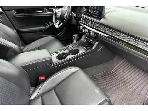 Used 2023 Honda Civic Touring image 16