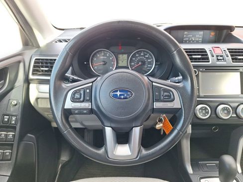 Used 2018 Subaru Forester 2.5i w/ Alloy Wheel Package image 12