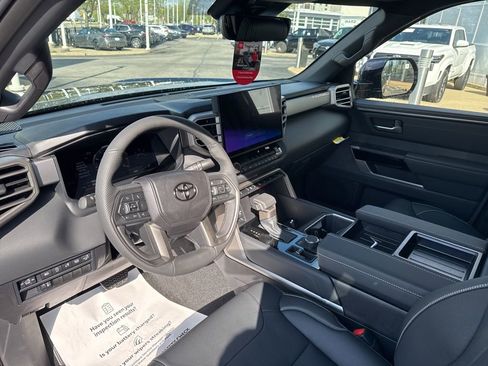 New 2026 Toyota Tundra Limited AWD/4WD image 12