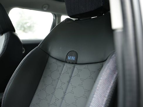 New 2026 MINI Cooper 4-Door Hardtop FWD image 22