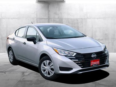 New 2025 Nissan Versa S w/ Trunk Package