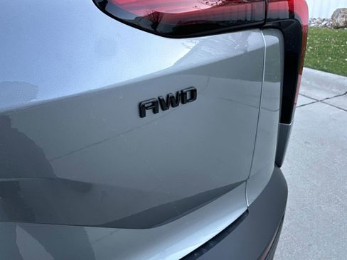 New 2026 Chevrolet Blazer EV LT AWD/4WD image 30