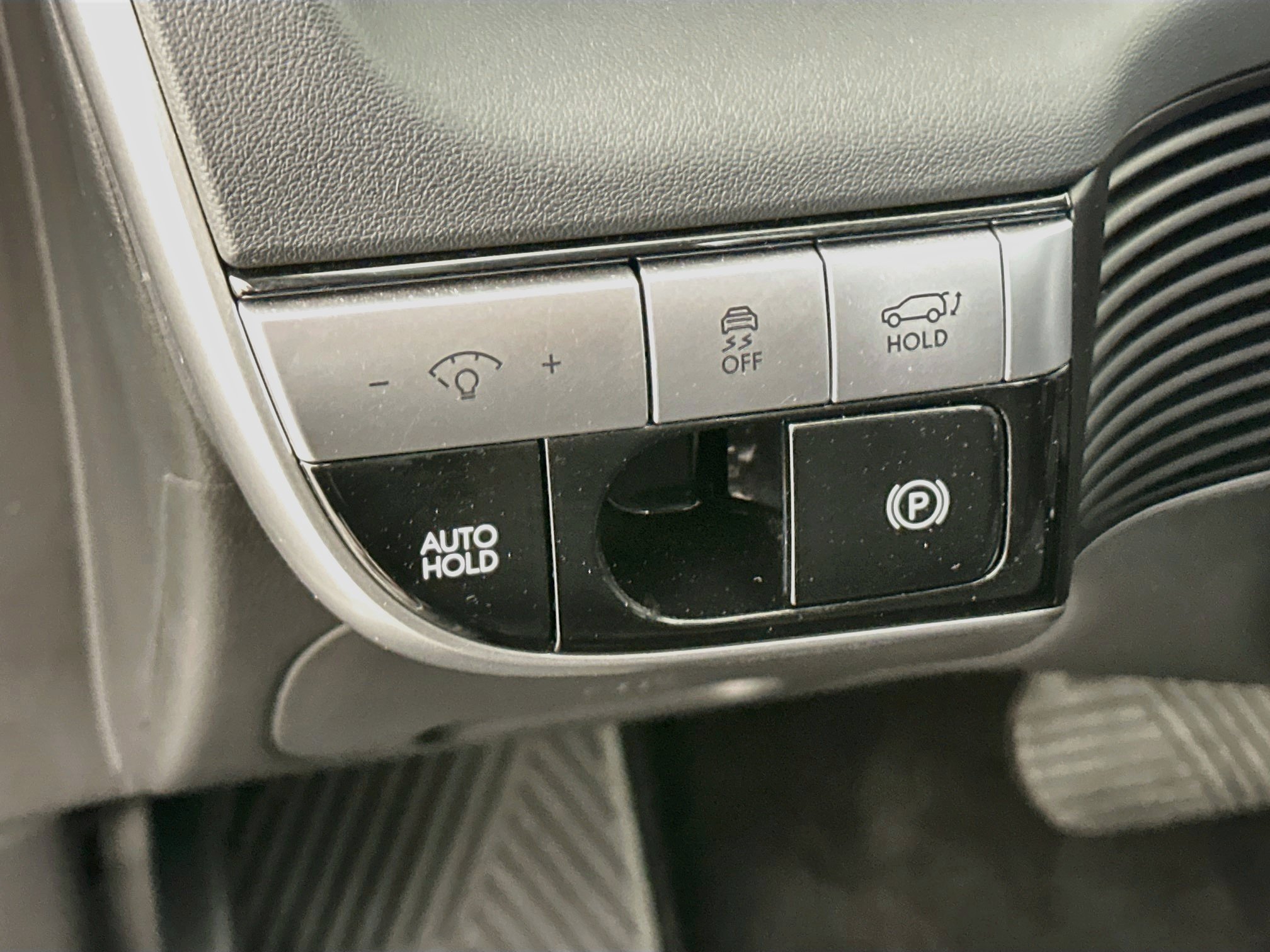 Used 2024 Hyundai Ioniq 5 SEL RWD image 17