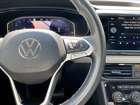 Used 2023 Volkswagen Taos SEL AWD/4WD image 24