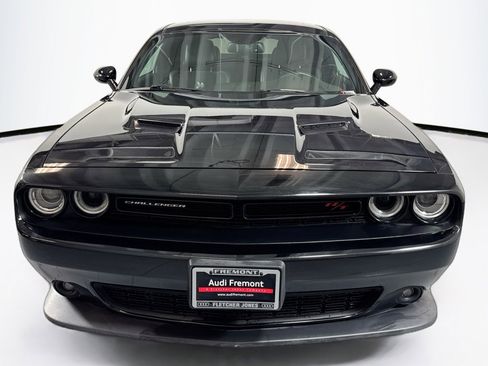 Used 2016 Dodge Challenger R/T Scat Pack w/ Leather Interior Group image 2