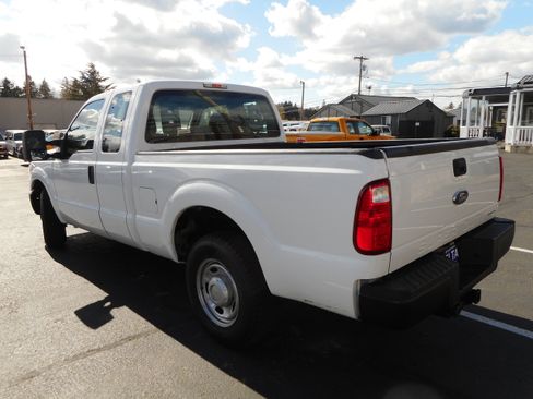 Used 2014 Ford F250 XL image 10