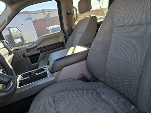 Used 2020 Ford F250 XLT w/ XLT Premium Package image 15