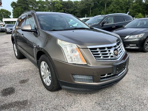 Used 2014 Cadillac SRX FWD image 2