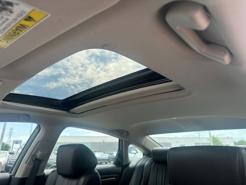 Used 2021 Honda Accord Touring image 23