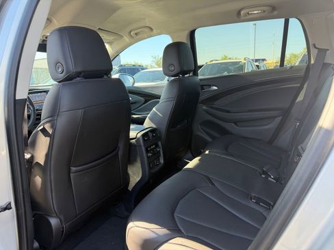 Used 2019 Buick Envision Essence FWD image 6