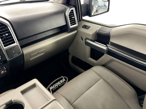 Used 2015 Ford F150 XLT AWD/4WD image 26