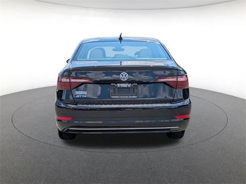 Used 2021 Volkswagen Jetta SEL image 4