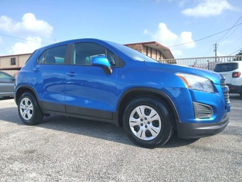 Used 2016 Chevrolet Trax LS FWD image 3