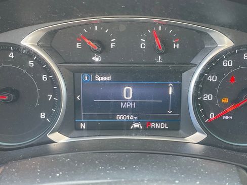 Used 2021 Chevrolet Equinox LT w/ LPO, Floor Liner Package image 11