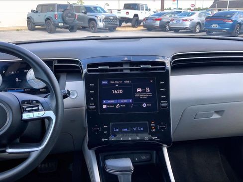 Used 2024 Hyundai Tucson SEL FWD image 7