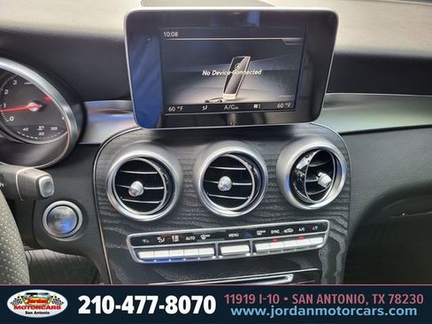 Used 2017 Mercedes-Benz GLC 300 4MATIC image 19
