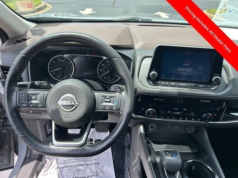 Used 2022 Nissan Rogue SL AWD/4WD image 6