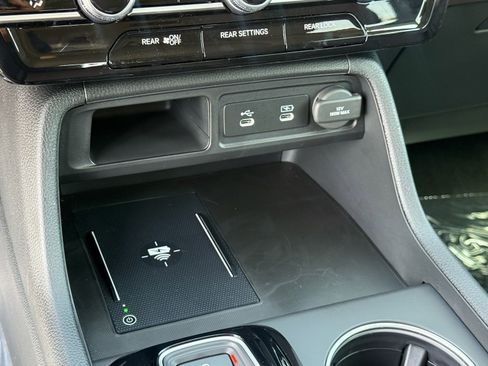 New 2026 Honda Pilot Touring image 19